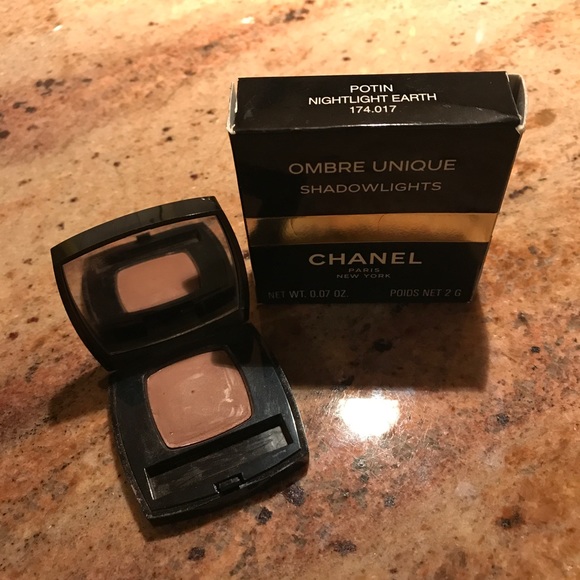 CHANEL Other - Chanel Ombre Unique Shadowlights